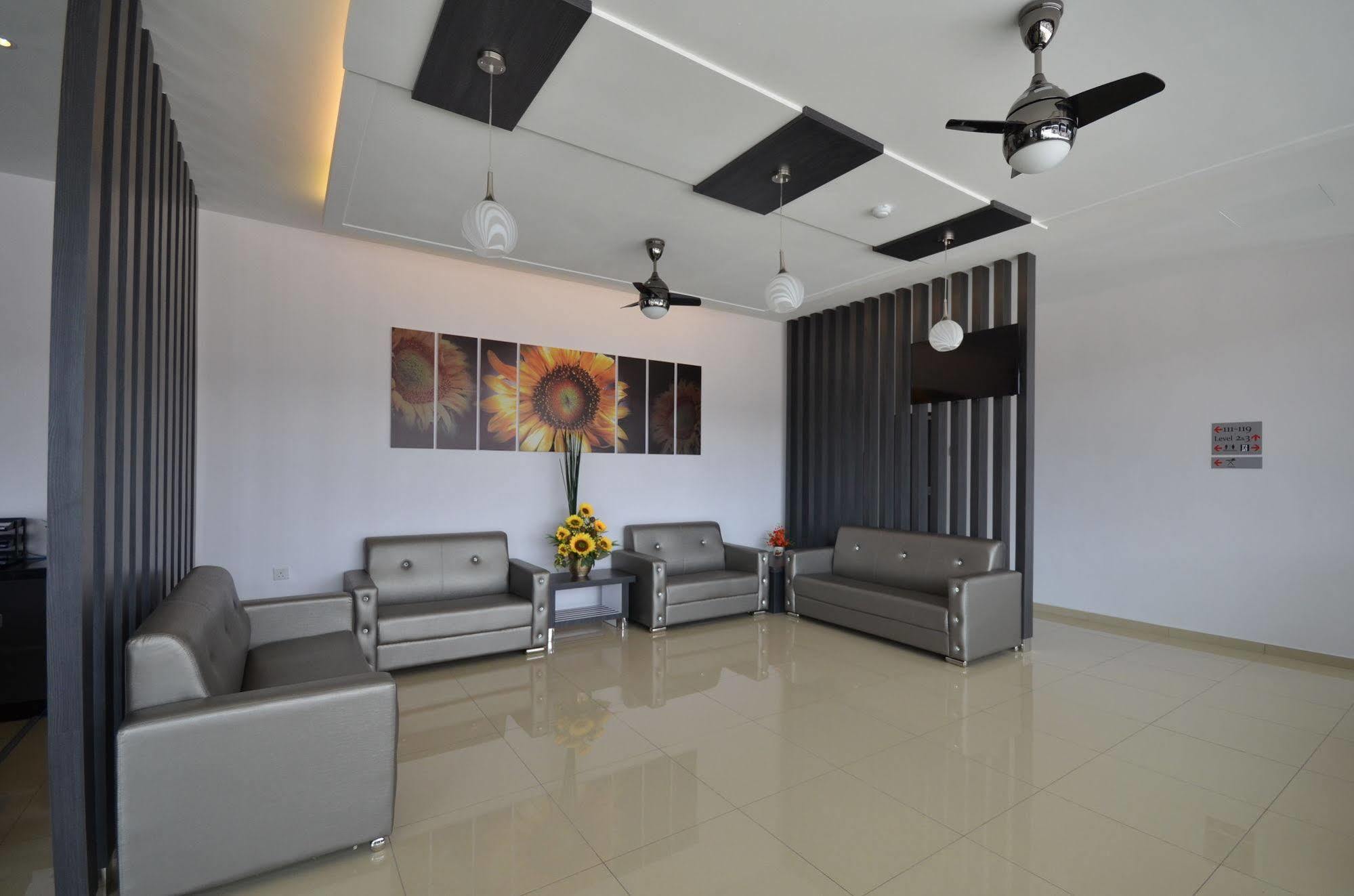 Ast Hotel Алор-Сетар Экстерьер фото